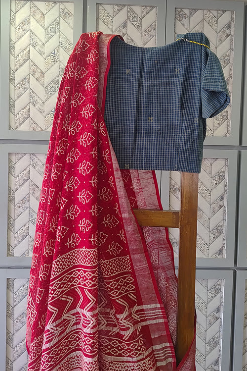Red printed linen saree