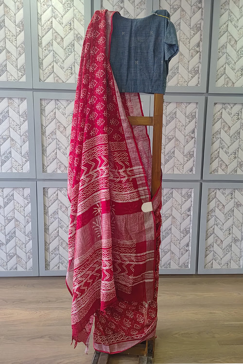 Red printed linen saree