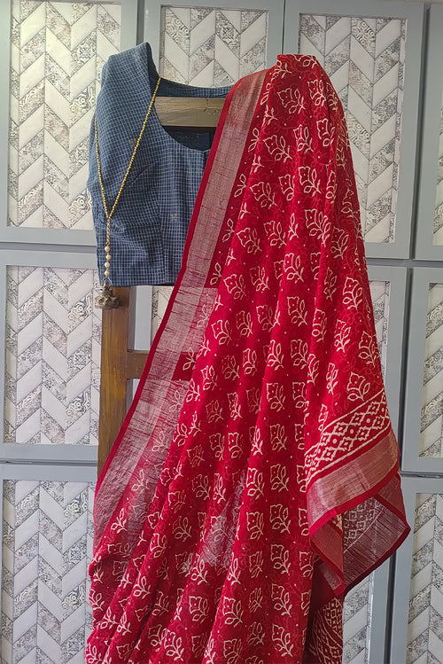 Red printed linen saree