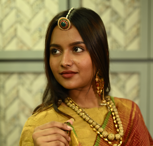 Gold/Green Stone Borla maang tika
