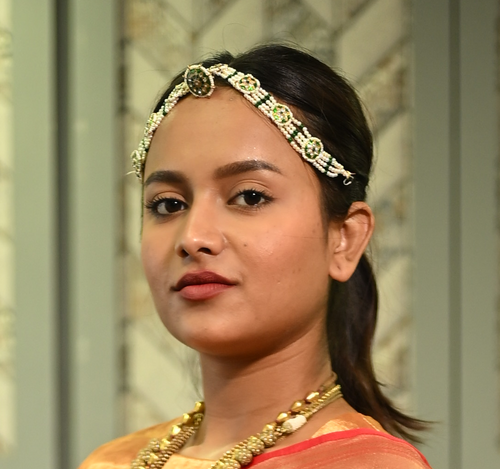 Green meena matha-patti with pearls (maang tika)